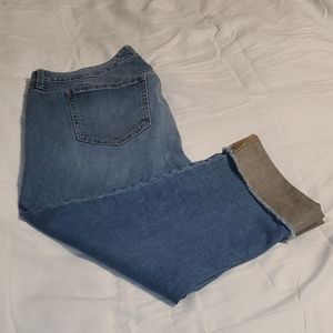 Torrid Cropped denim 🦩